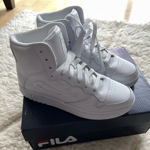 Fila fx-dsx mid sneakers, never worn, brand new